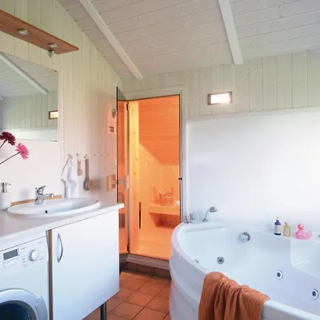 Holiday home Strandblick 23 - Dorf 1 D Lubeck
